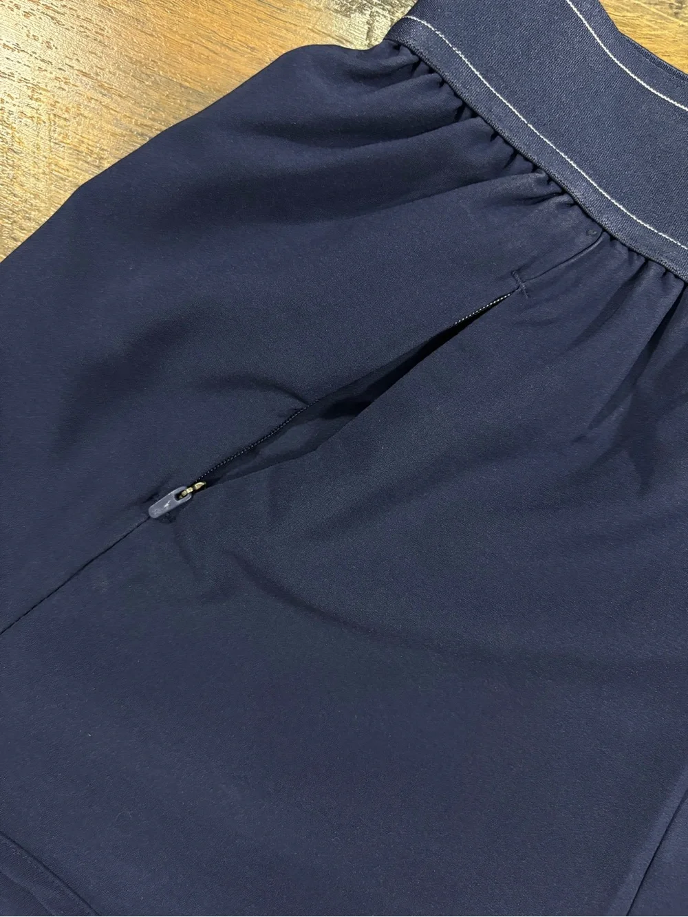 Alo Yoga Navy Women's match point shorts size M